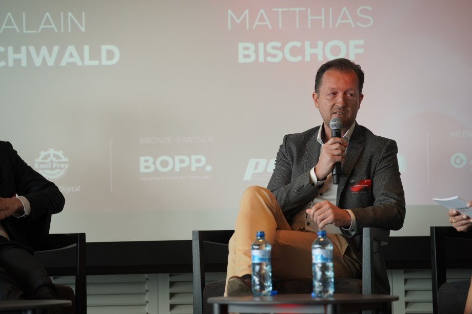podium_-_automotive_summit_15052025_-_jas_-_026_benutzerdefiniert.jpg